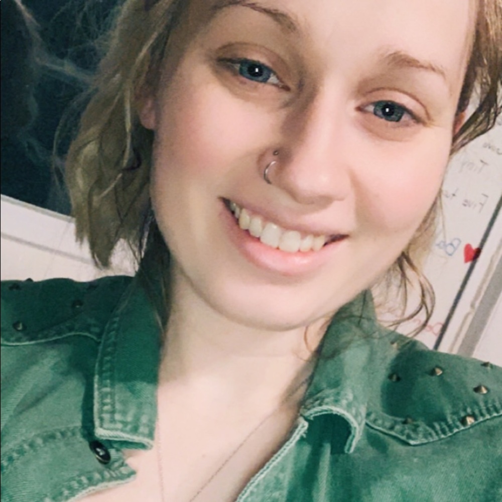 Meet your Posher, Candace michelle